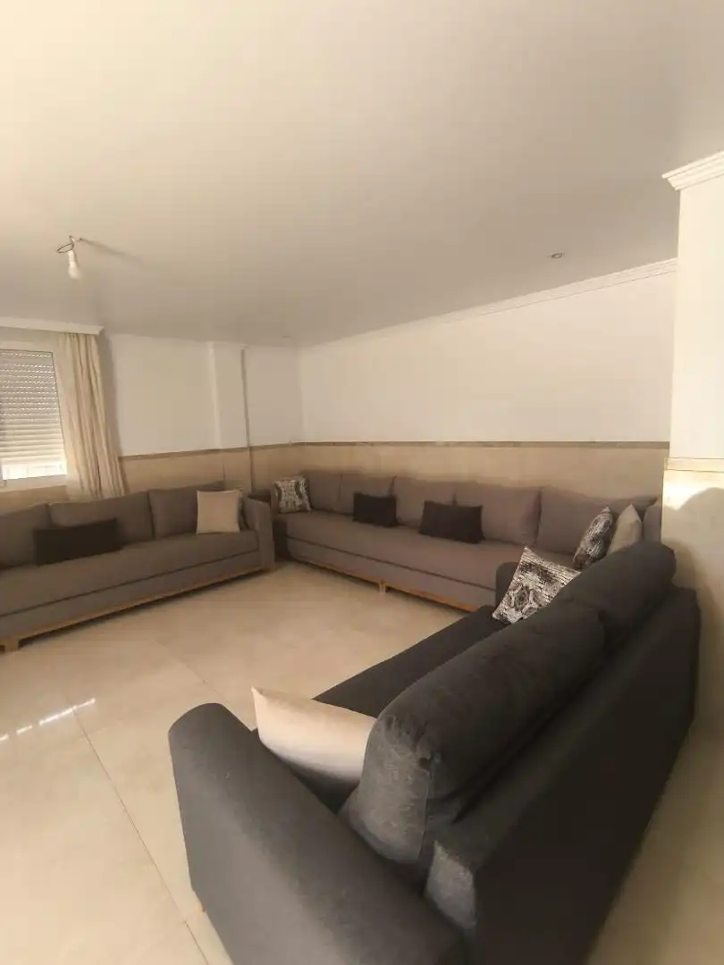 Sala d'estar de Casa adosada en venda en Pizarra amb Aire condicionat, Terrassa i Forn