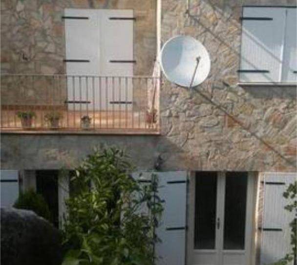 Casa o xalet per a compartir a Maçanet de Cabrenys, Girona - imatge 1 Foto 1 de Casa o xalet per a compartir a Maçanet de Cabrenys, Girona