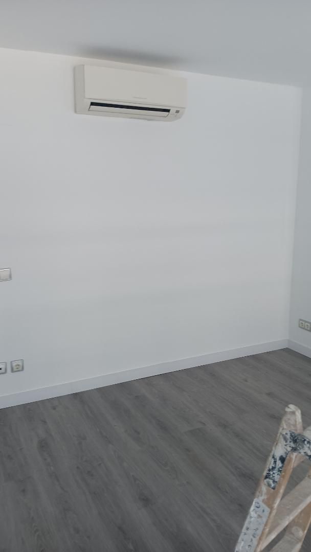Study for sale in Calle las Fábricas, 1, Parque Ondarreta - Urtinsa Study for sale in Alcorcón with Air Conditioner, Furnished and Balcony