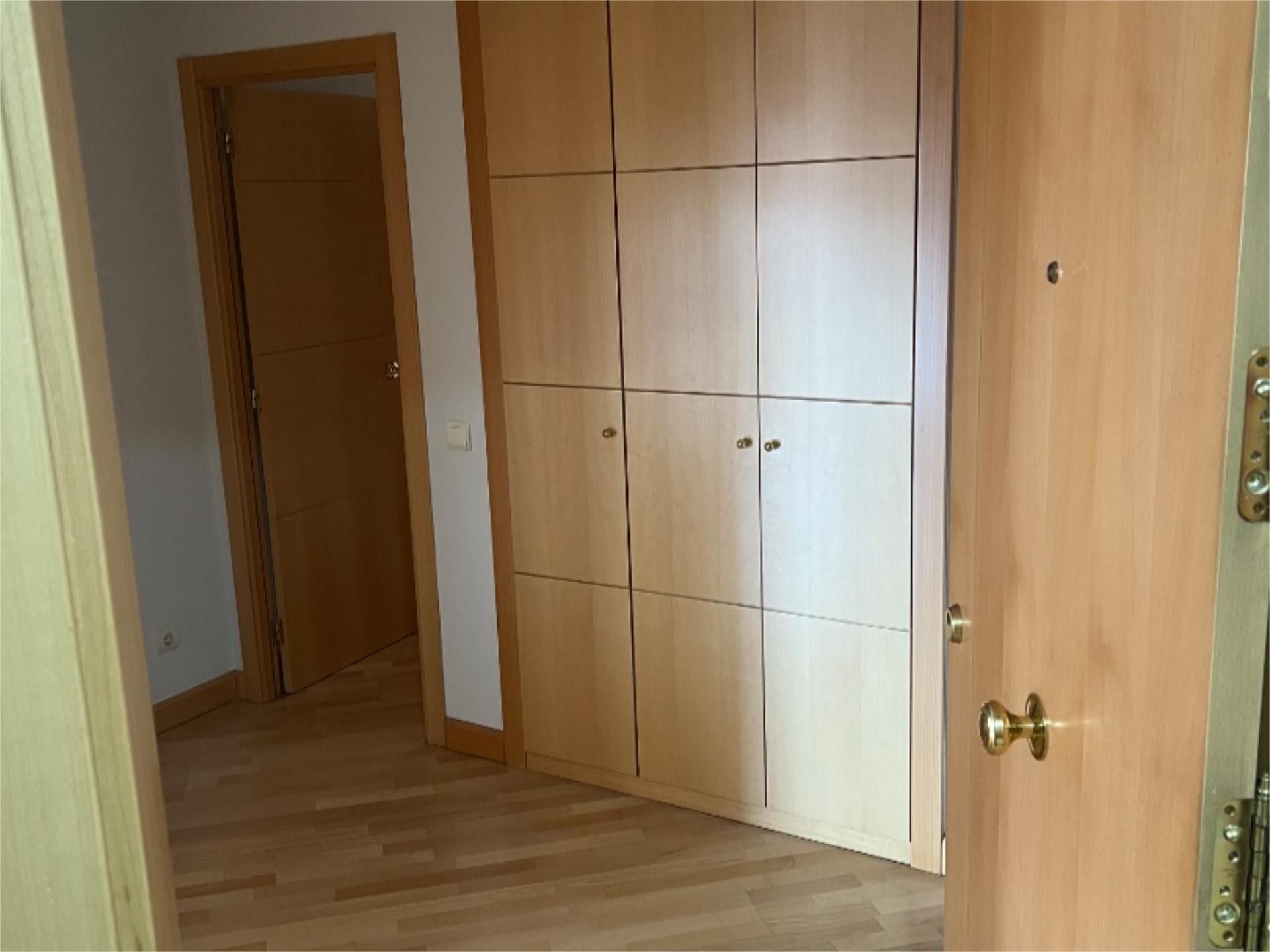 Bedroom of Flat to rent in Getafe  with Air Conditioner, Terrace and Swimming Pool