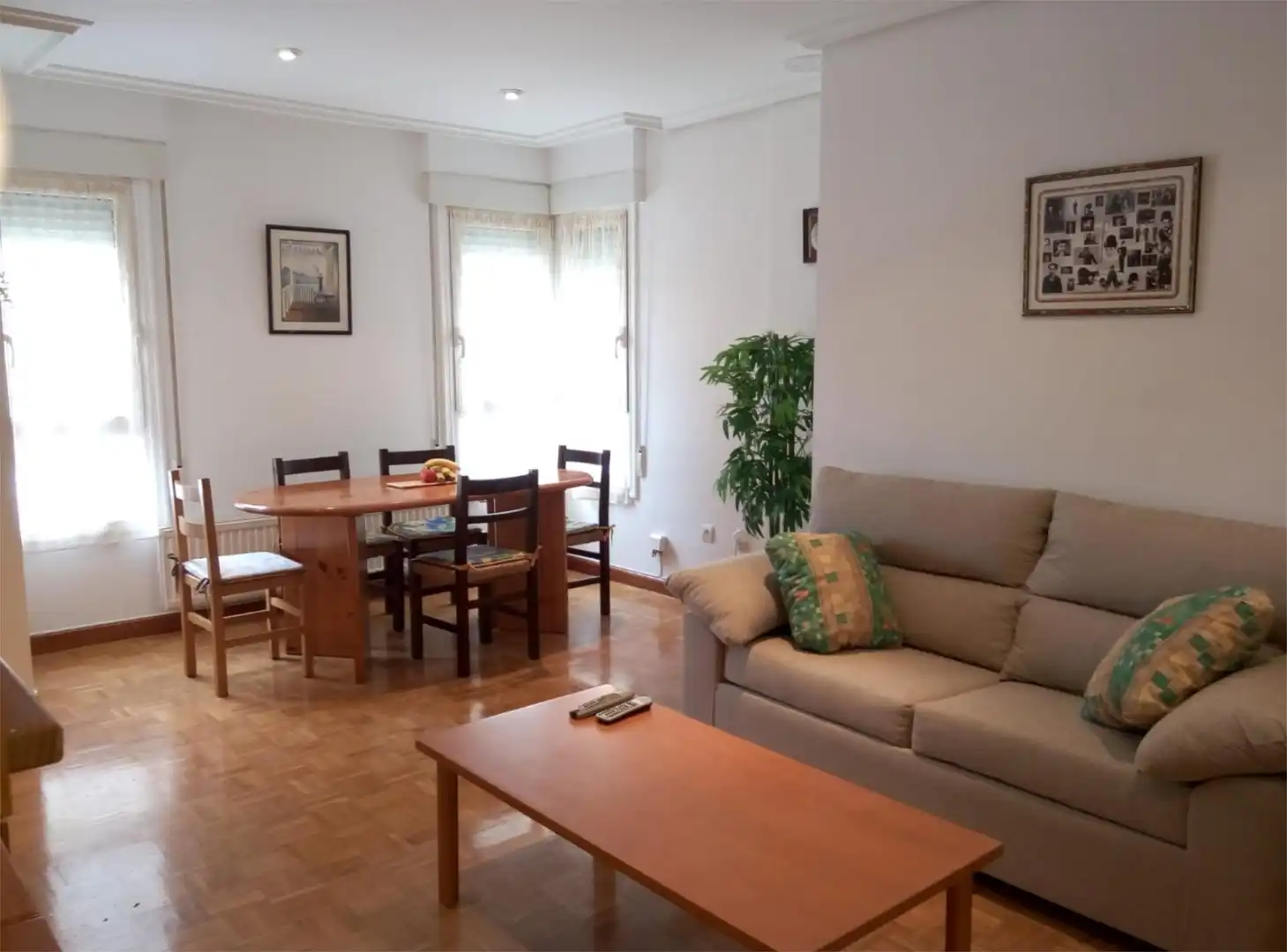 Pis en venda a Iturritxu Kalea, 5, Aretxabaleta Sala d'estar de Pis en venda en Vitoria - Gasteiz amb Calefacció, Parquet i Traster