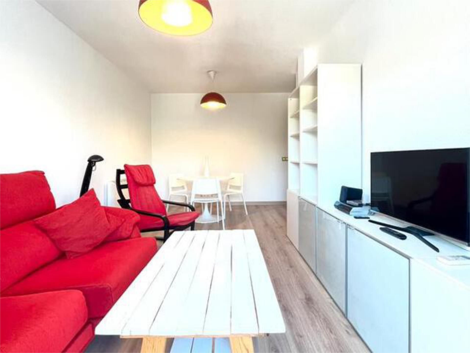 Pis de lloguer a Puente Tocinos Sala d'estar de Pis de lloguer en Murcia Capital amb Calefacció i Moblat