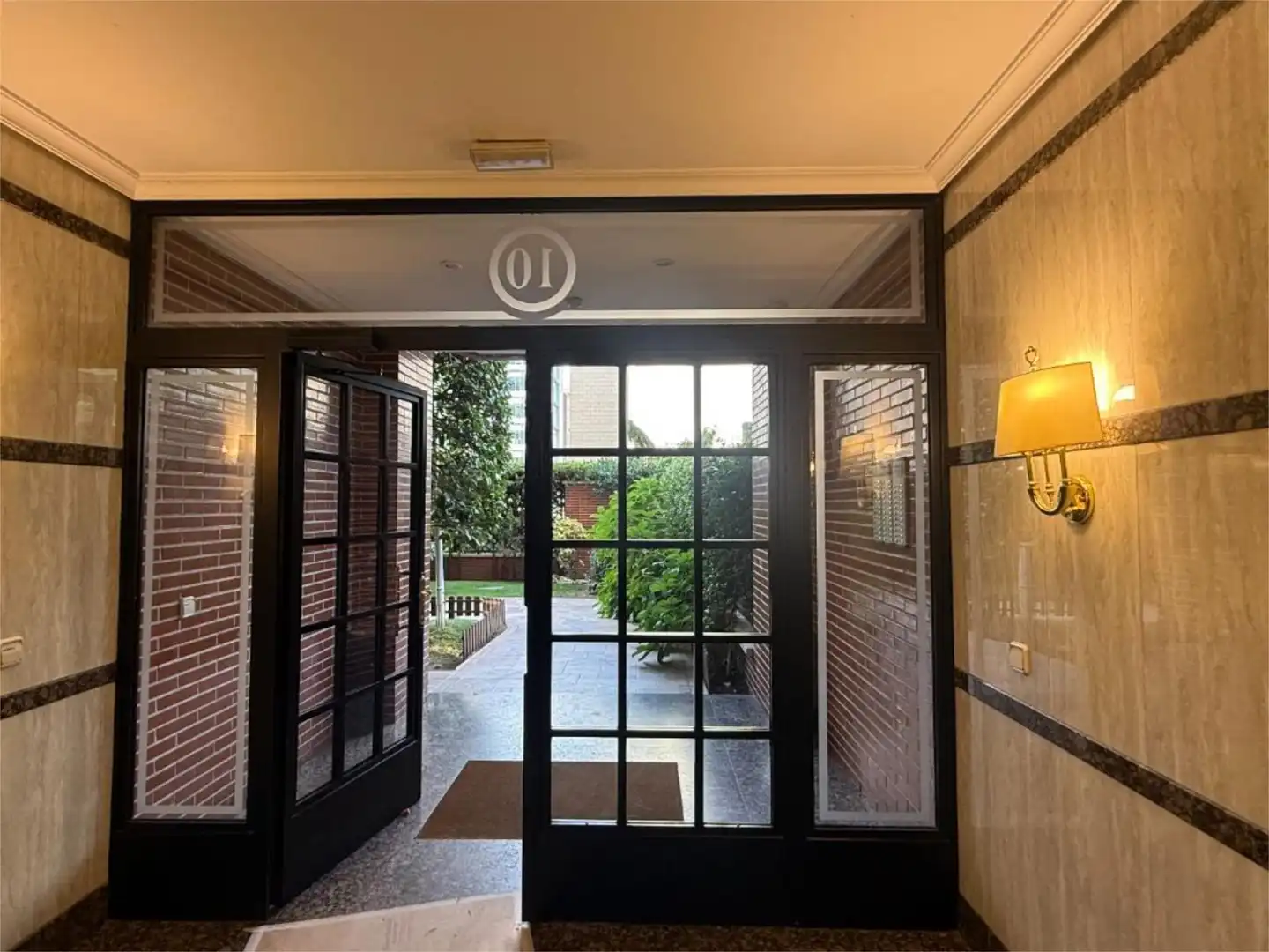 Piso en venta en Calle de Yerma, 8, Costillares Piso en venta en Madrid con Aire acondicionado, Calefacción y Parquet
