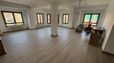 Foto 3 de Pis de lloguer a Calle General Vara de Rey, 41a, Gran Via, La Rioja