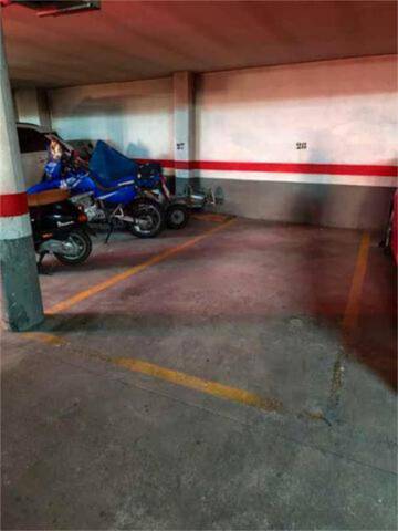 Garaje en Alquiler en Carretas - Pajarita