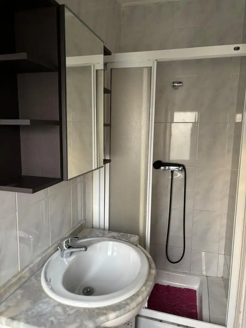 Piso en venta en Maidagan Kalea, 53, Santa María de Getxo Baño de Piso en venta en Getxo con Balcón