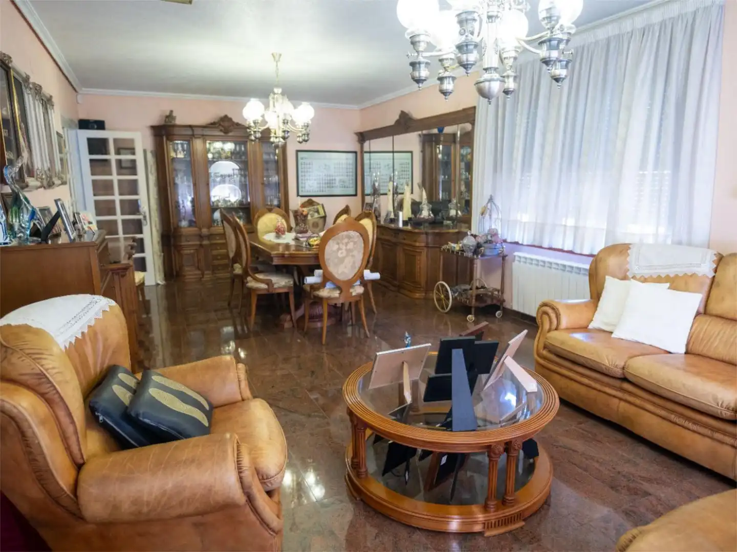 Casa o chalet en venta en Partida Solaes, 100, Zona Papa Luna - Platja del Gurugú Sala de estar de Casa o chalet en venta en Benicarló con Aire acondicionado, Terraza y Piscina