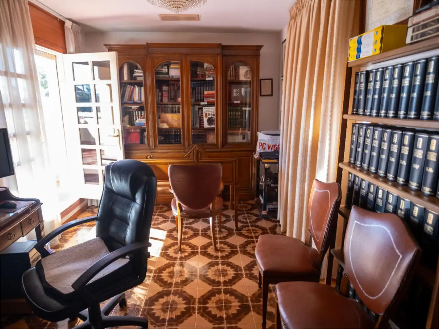 Casa o chalet en venta en Partida Solaes, 100, Zona Papa Luna - Platja del Gurugú Sala de estar de Casa o chalet en venta en Benicarló con Aire acondicionado, Terraza y Piscina