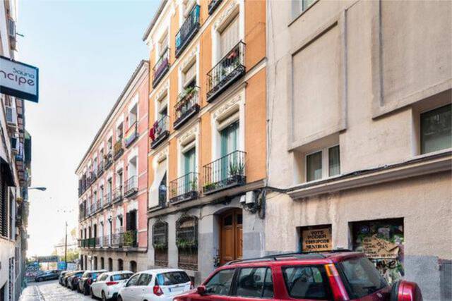 Piso en Venta en Universidad - Malasaña