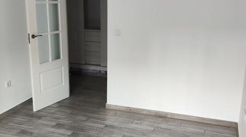 Foto 2 de Pis en venda a Avenida Pío XII, 7, Las Torres - Guadalupe, Huelva