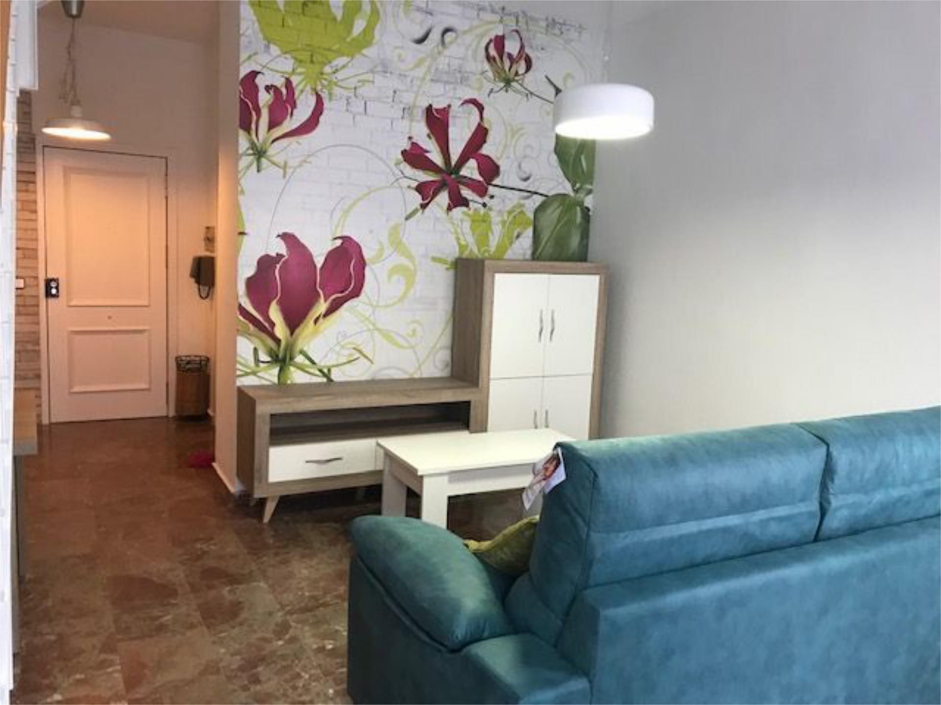 Flat to rent in Calle Tableron, 17, San Ildefonso - Catedral Living room of Flat to rent in Jaén Capital with Air Conditioner, Terrace and Balcony