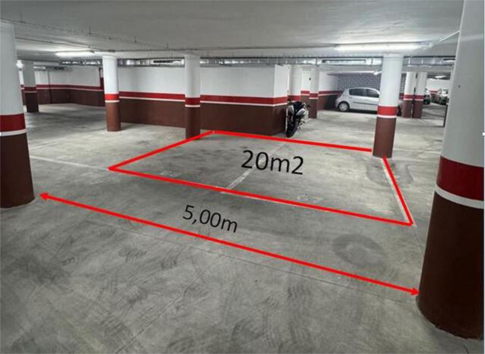 Aparcament de Garatge de lloguer en Oliva
