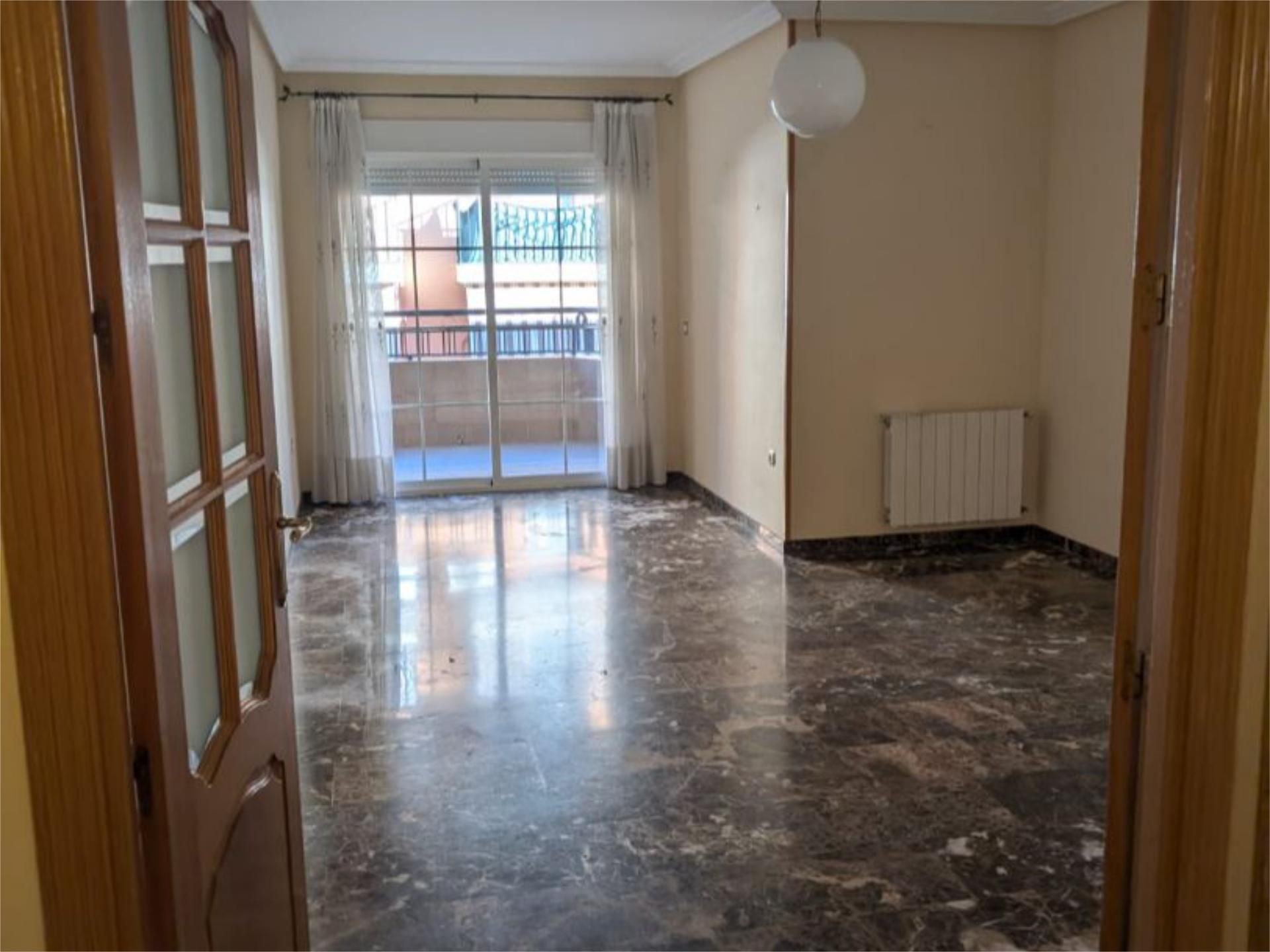 Flat to rent in Linares  with Terrace and Balcony