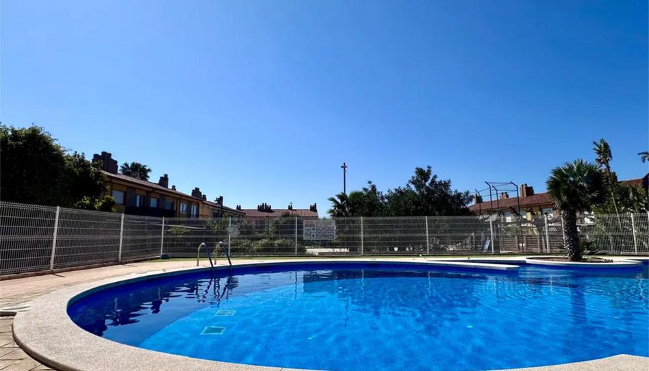 Casa adosada en venda a Carrer Berna, 35, Els Ametllers, Tarragona - imatge 1 Foto 1 de Casa adosada en venda a Carrer Berna, 35, Els Ametllers, Tarragona