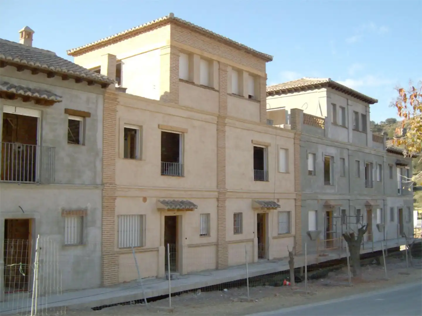 Casa adosada en venda a Carretera Colomera, Moclín Vista exterior de Casa adosada en venda en Moclín amb Aire condicionat, Calefacció i Jardí privat