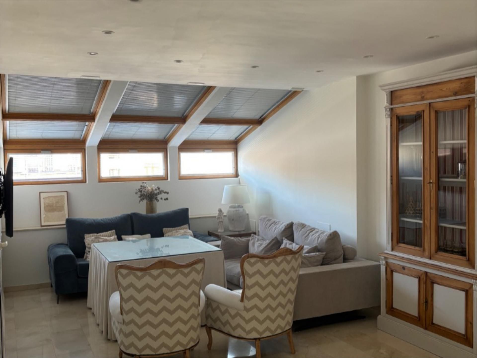 Pis en venda a Avenida de la República Argentina, 30, Ciudad Jardín - Zoco Menjador de Pis en venda en Córdoba Capital amb Aire condicionat, Terrassa i Traster