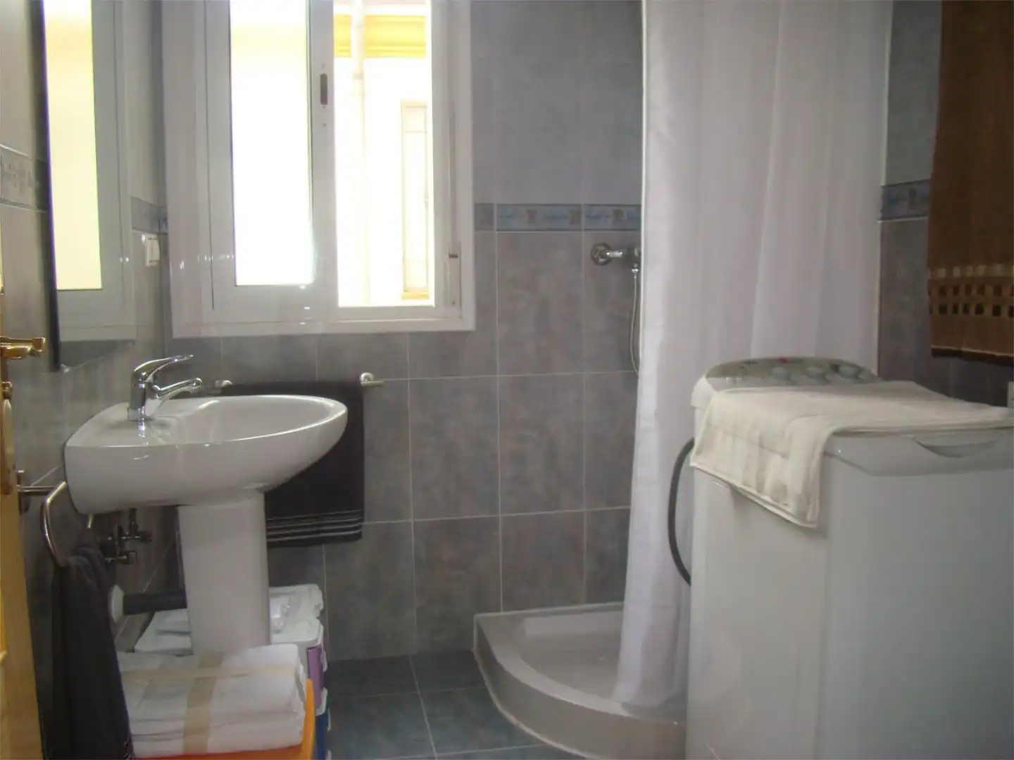 Baño de Piso en venta en La Iruela con Aire acondicionado, Calefacción y Jardín privado