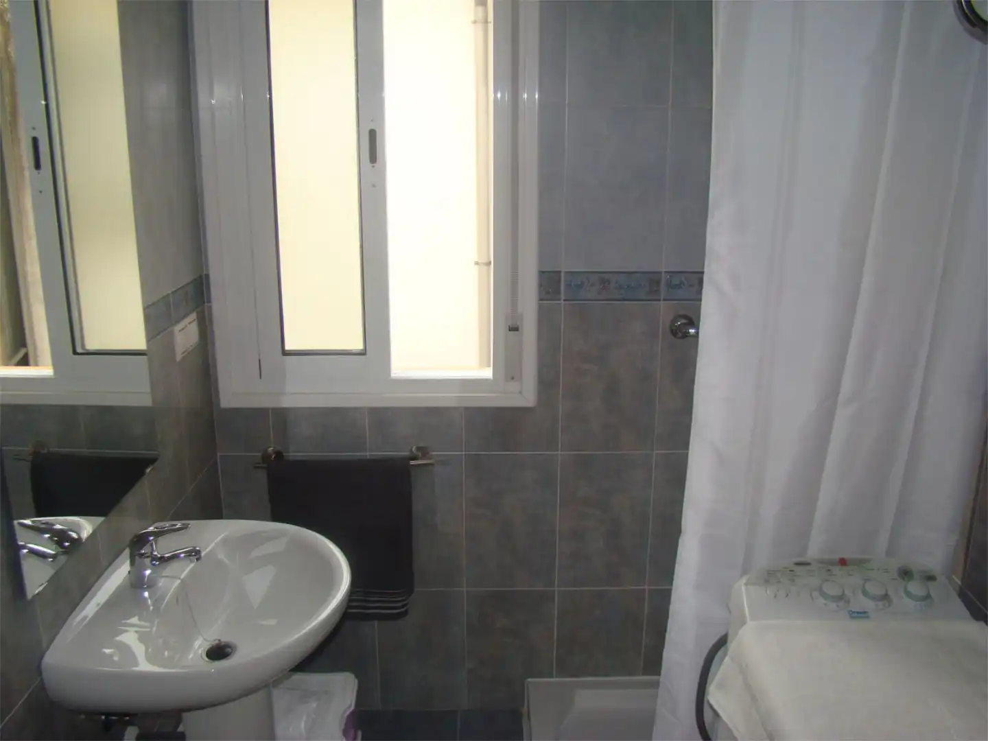 Baño de Piso en venta en La Iruela con Aire acondicionado, Calefacción y Jardín privado