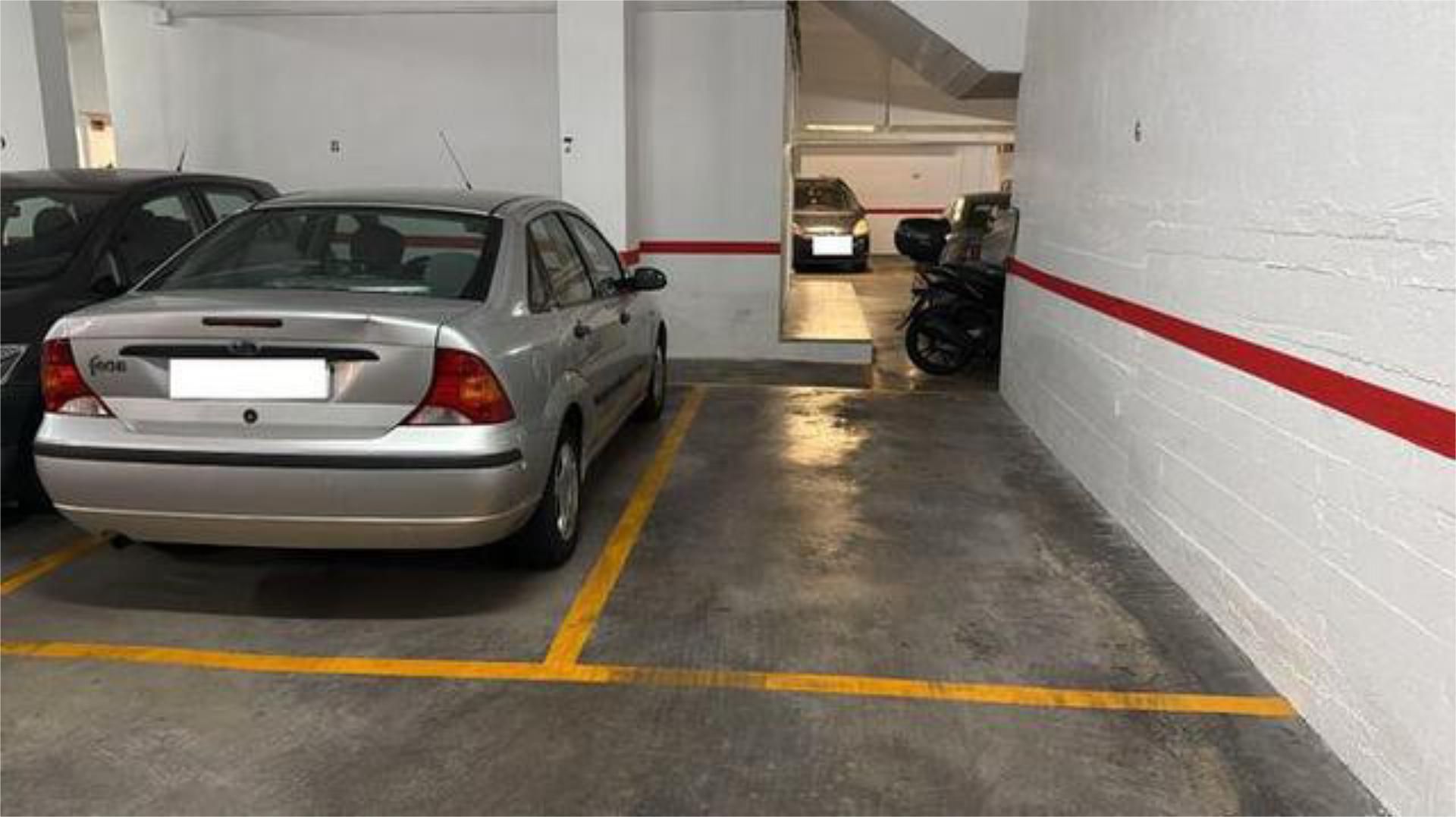 Garage to rent in Isla Chica Parking of Garage to rent in Huelva Capital