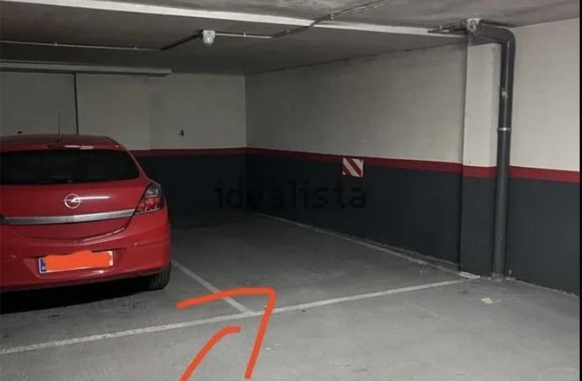 Garage for sale in Calle San Francisco, 13, Casco Antiguo, León - image 1 Photo 1 of Garage for sale in Calle San Francisco, 13, Casco Antiguo, León