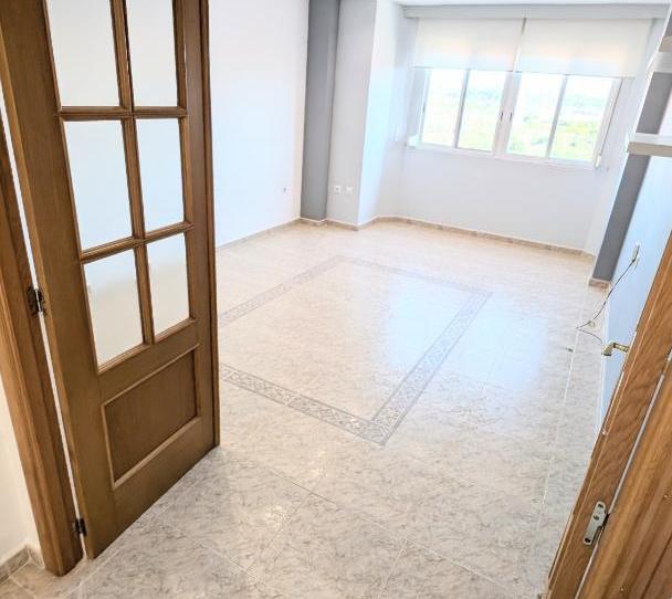 Flat to rent in Avenida de Benagéber, 1, San Antonio de Benagéber, Valencia - image 1 Photo 1 of Flat to rent in Avenida de Benagéber, 1, San Antonio de Benagéber, Valencia