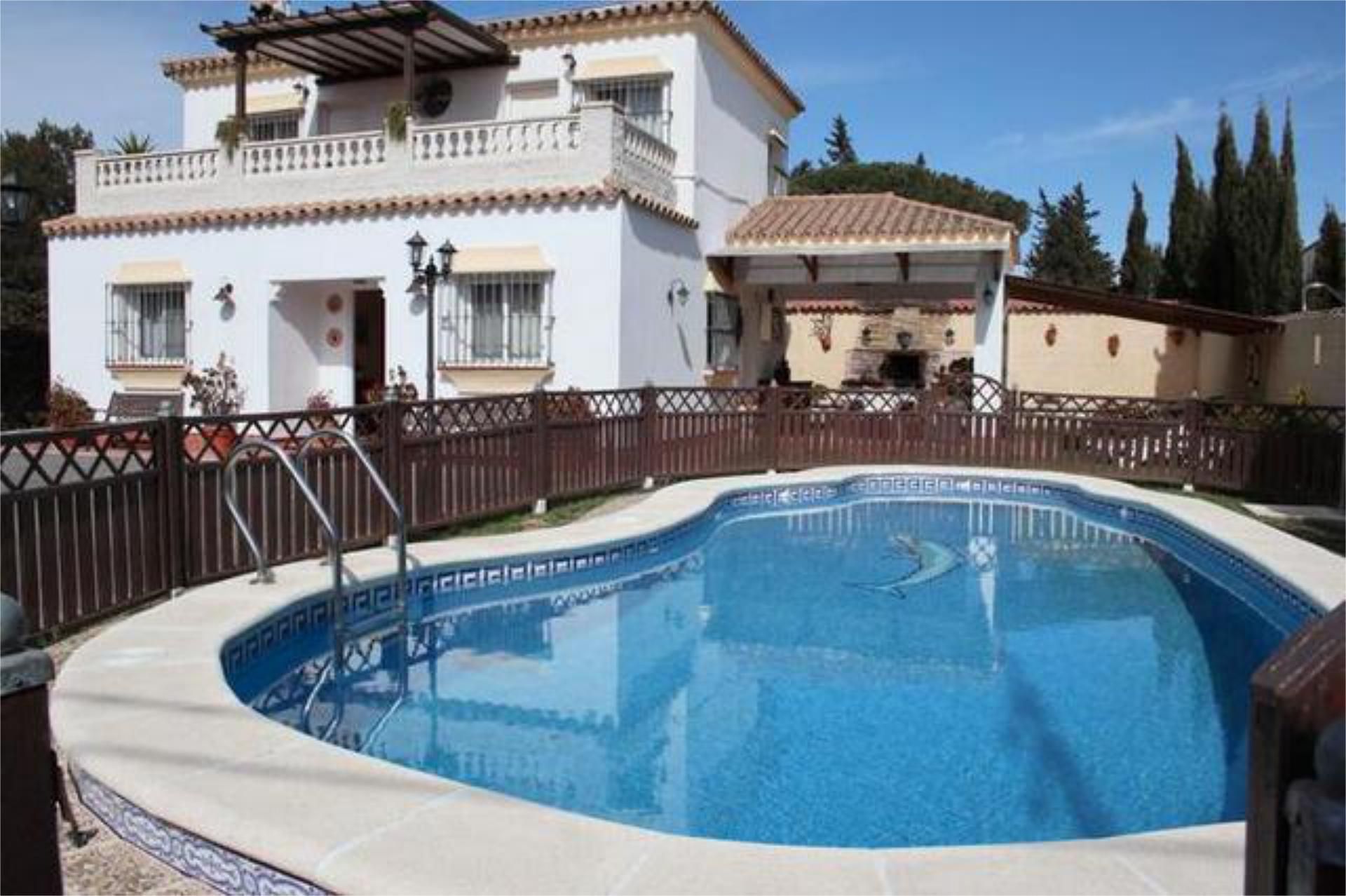 Single-family semi-detached to rent in Pelagatos - Pago del Humo Swimming pool of Single-family semi-detached to rent in Chiclana de la Frontera with Heating, Private garden and Terrace
