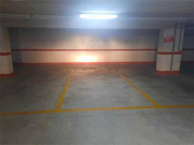 Garaje en Alquiler en Avenida Europa - San Antón