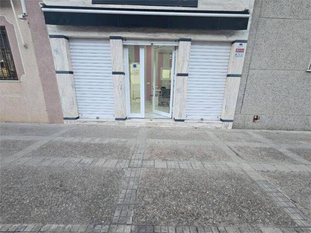 Local comercial en Alquiler en Chapín - Campus Universitario - Navinco