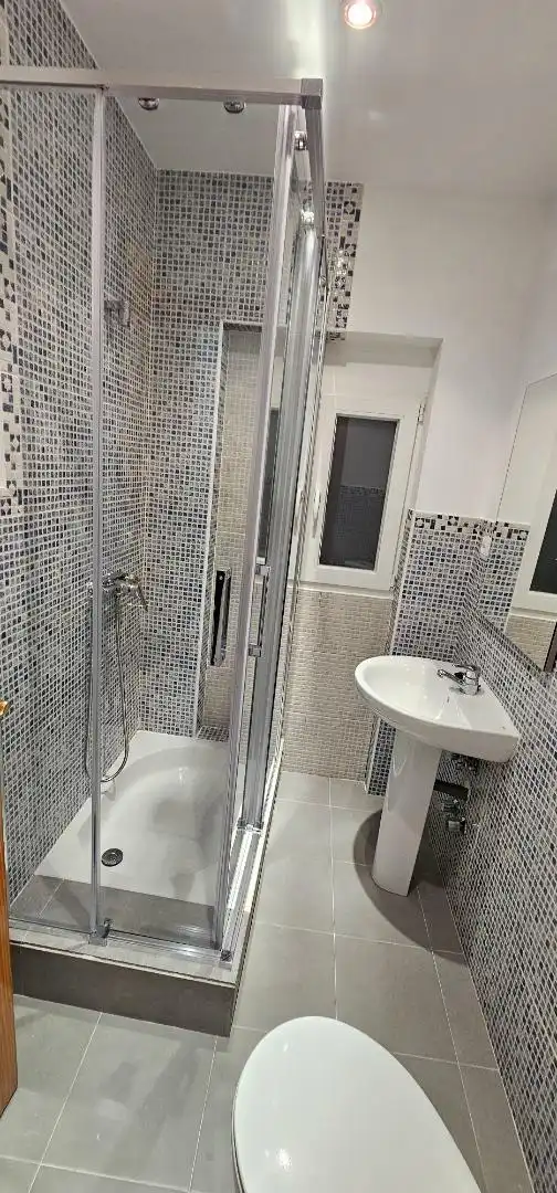 Habitación en Calle Nueva, 6, Avda de Madrid - Pº de la Estación Habitación en Calle Nueva, 6, Avda de Madrid - Pº de la Estación