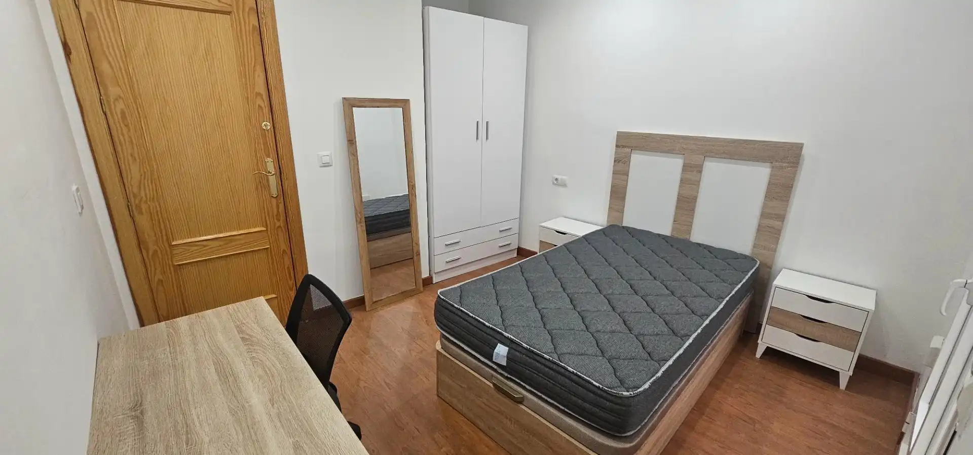 Habitación en Calle Nueva, 6, Avda de Madrid - Pº de la Estación Habitación en Calle Nueva, 6, Avda de Madrid - Pº de la Estación