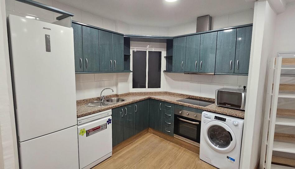 Photo 1 of Flat to share in Calle Nueva, 6, Avda de Madrid - Pº de la Estación, Jaén