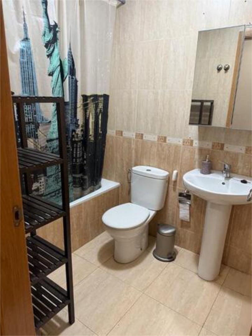 Pis de lloguer a Campos del Río Bany de Pis de lloguer en Campos del Río amb Calefacció, Terrassa i Moblat