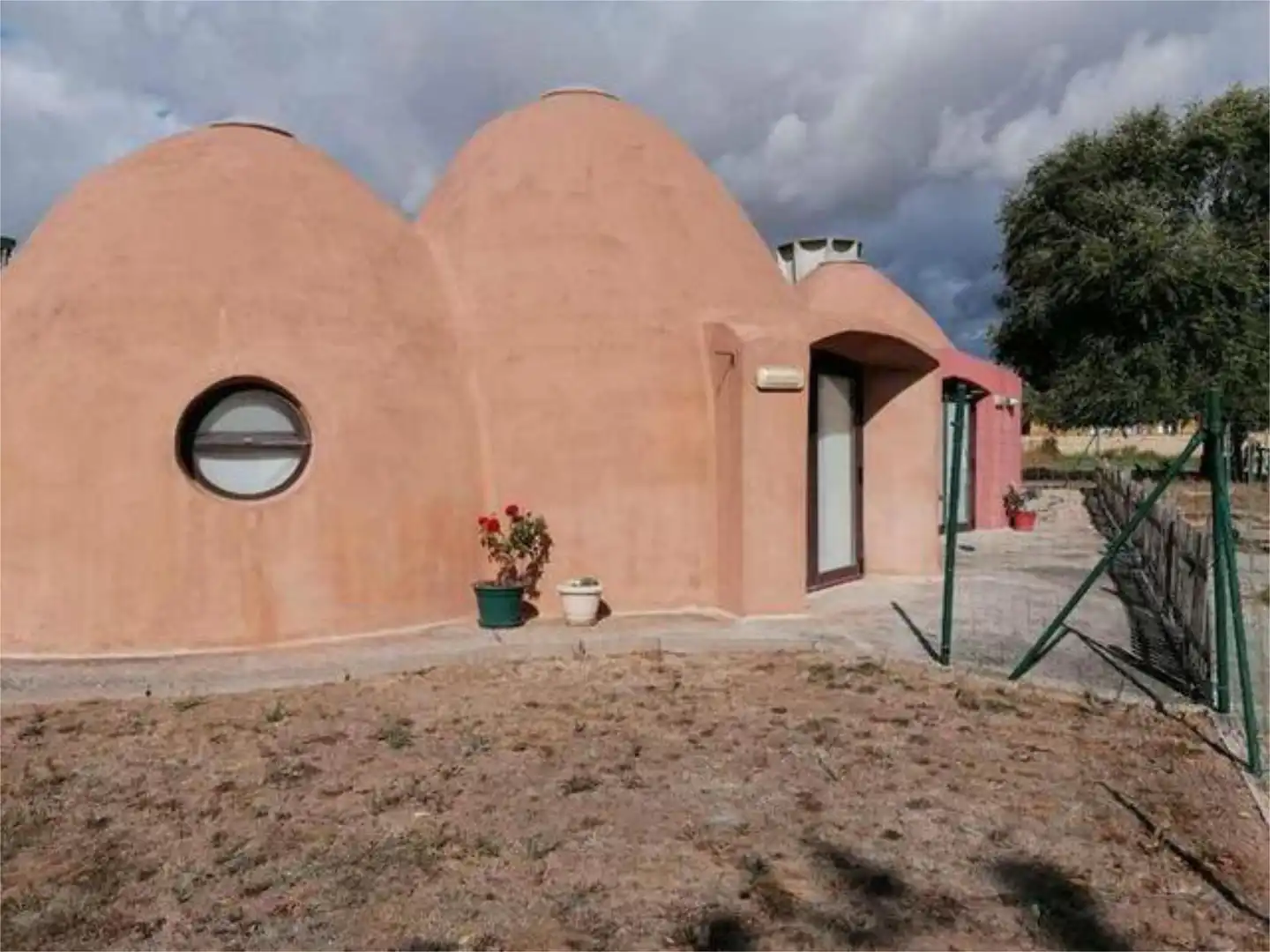 Vista exterior de Casa o chalet en venta en San Cebrián de Campos con Terraza