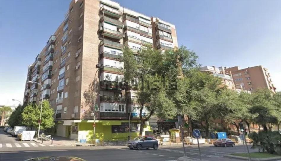 Flat to rent in Calle de Arias Montano, 155, Estrella, Madrid - image 1 Photo 1 of Flat to rent in Calle de Arias Montano, 155, Estrella, Madrid