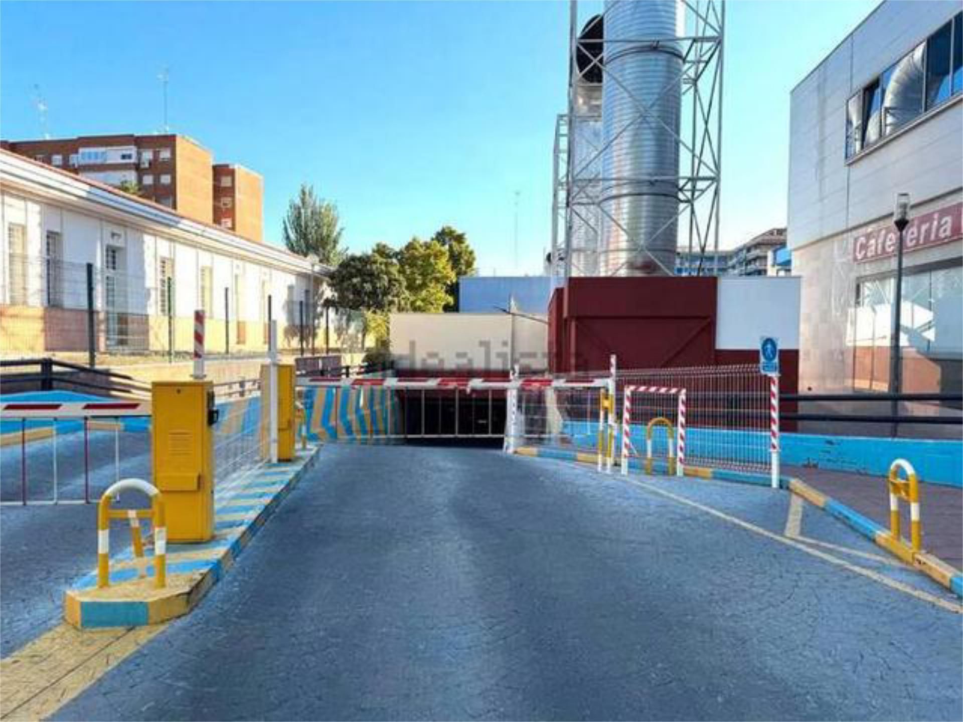 Vista exterior de Garatge de lloguer en Móstoles