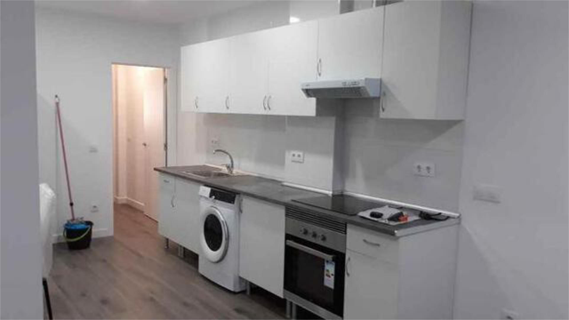 Flat to rent in Valleaguado - La Cañada Kitchen of Flat to rent in Coslada with Furnished