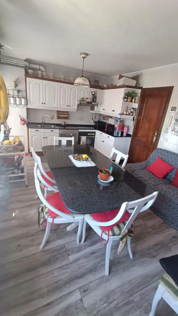 Àtic en venda a Praza Campo Da Torre, 13, Pontevedra Capital Cuina de Àtic en venda en Pontevedra Capital amb Terrassa i Balcó