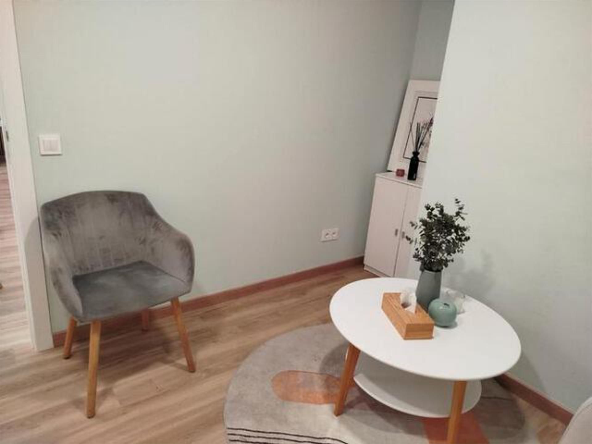 Bedroom of Office to rent in  Valencia Capital  with Air Conditioner