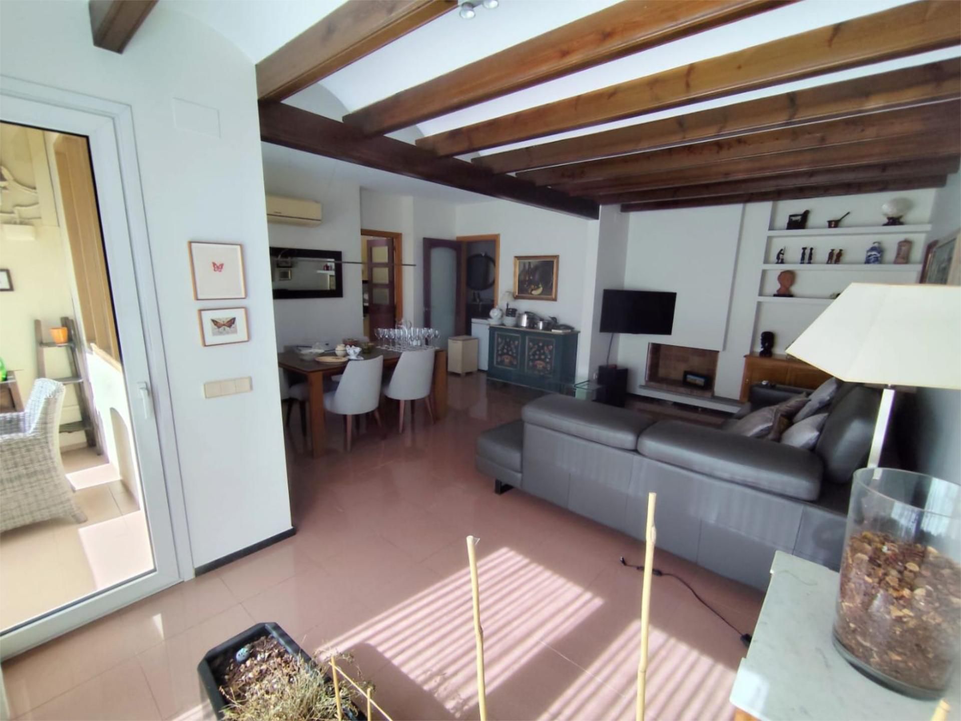 Living room of Flat to rent in Sabadell  with Air Conditioner, Terrace and Balcony