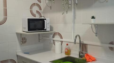 Photo 2 of Flat to share in Carrer de Domènech I Montaner, 3, Montbau, Barcelona