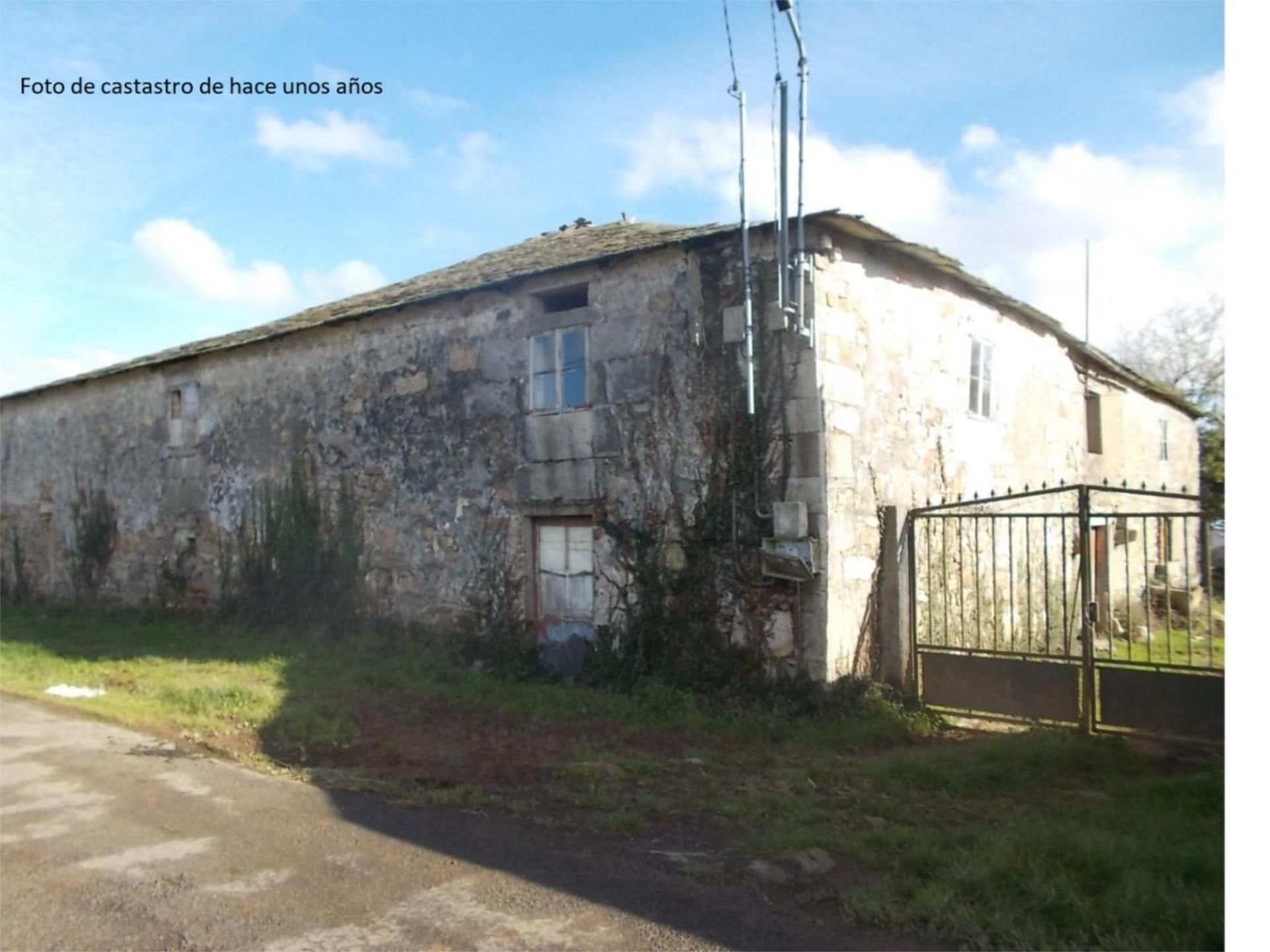 Casa o chalet en venta en LU-633, 1, Paradela Vista exterior de Casa o chalet en venta en Paradela con Jardín privado