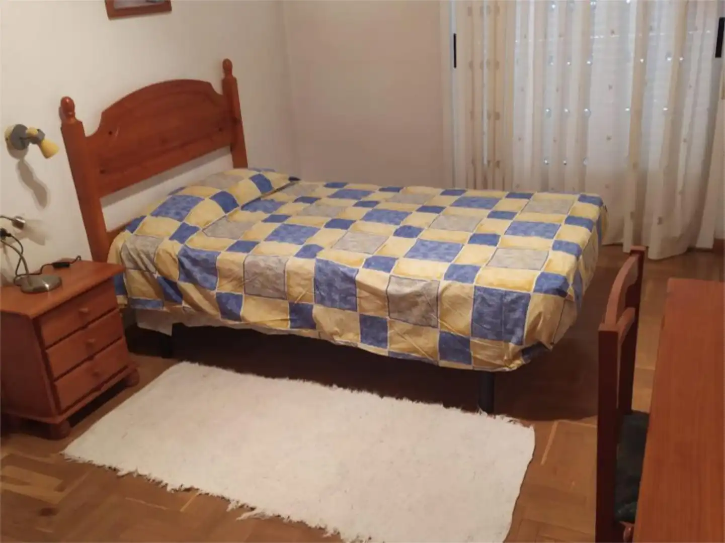 Habitación de Piso en venta en Ciudad Rodrigo con Calefacción, Parquet y Amueblado