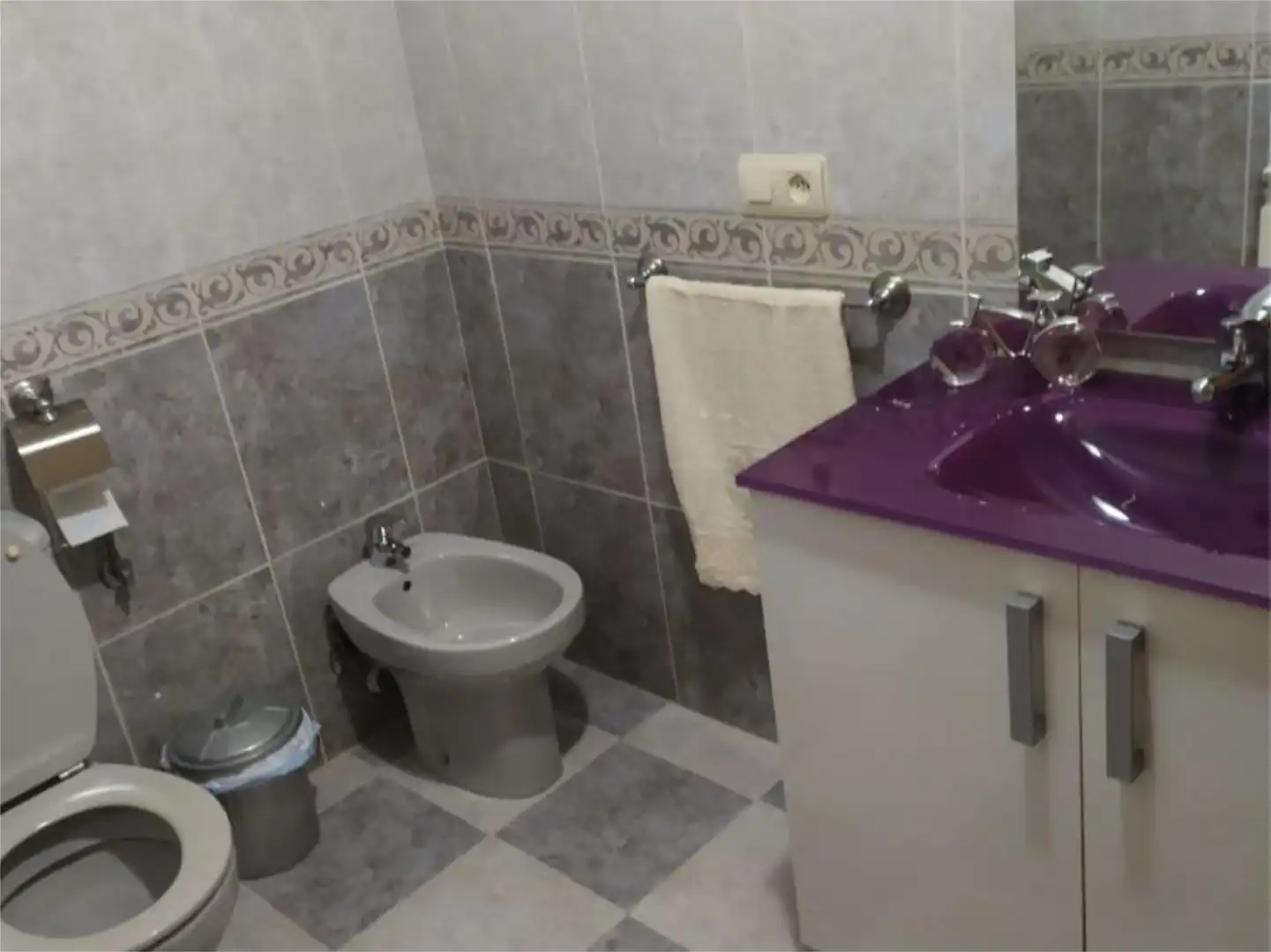 Baño de Piso en venta en Ciudad Rodrigo con Calefacción, Parquet y Amueblado
