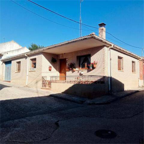 Casa-chalet en Venta en Tordehumos