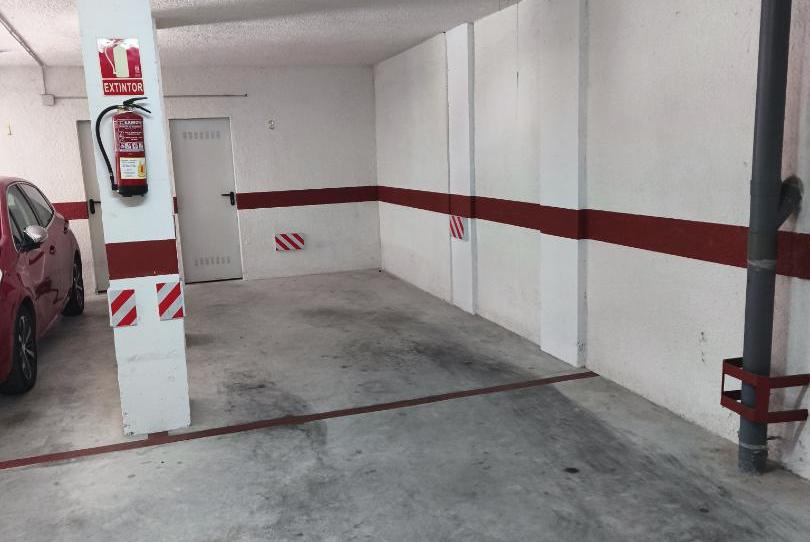 Foto 1 de Garatge de lloguer a Calle Dávila Bertoli, 5, Loma de los Riscos, Málaga