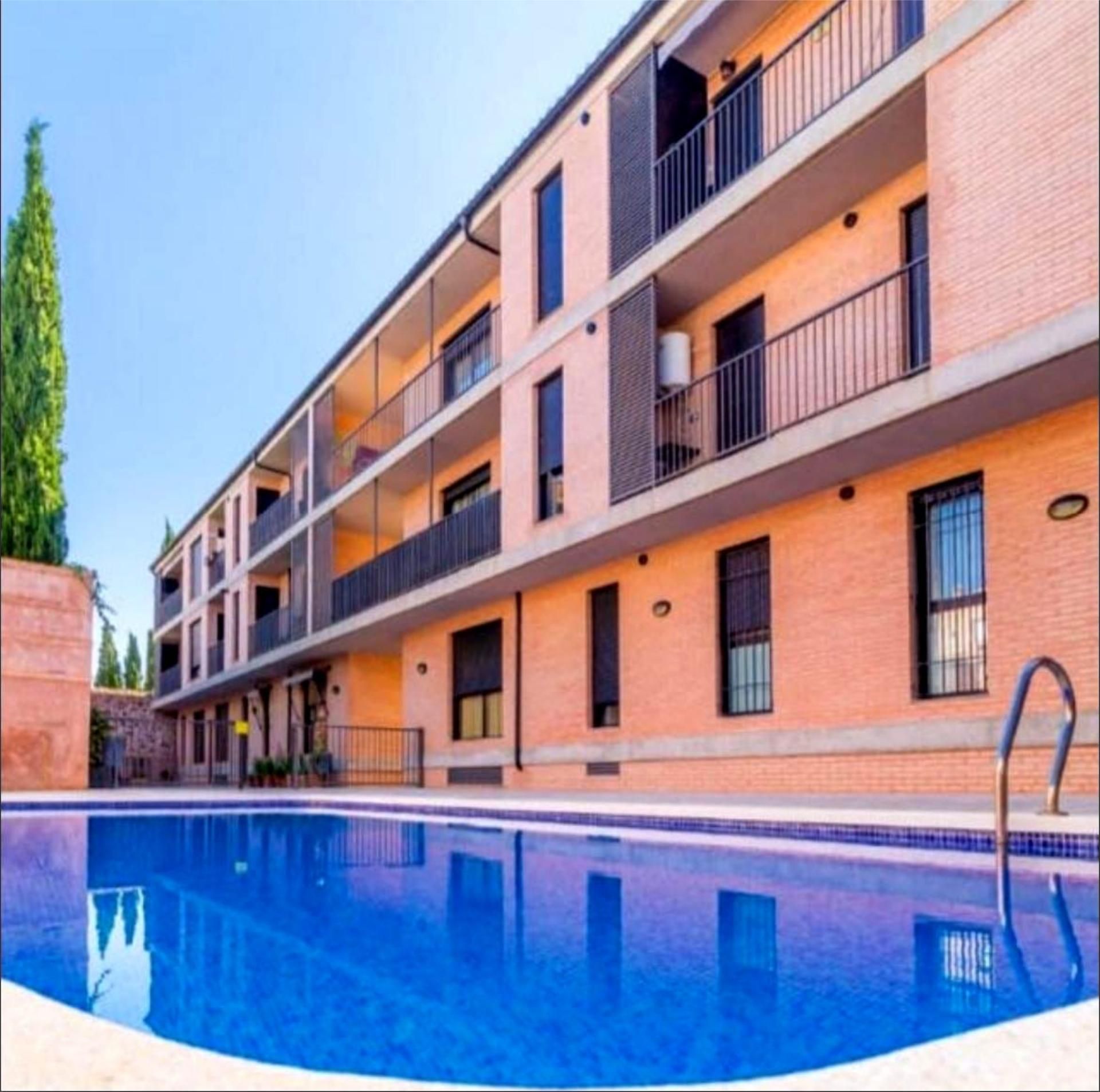 Flat to rent in Carrer Llogarets, Faura Swimming pool of Flat to rent in Faura with Air Conditioner, Swimming Pool and Furnished