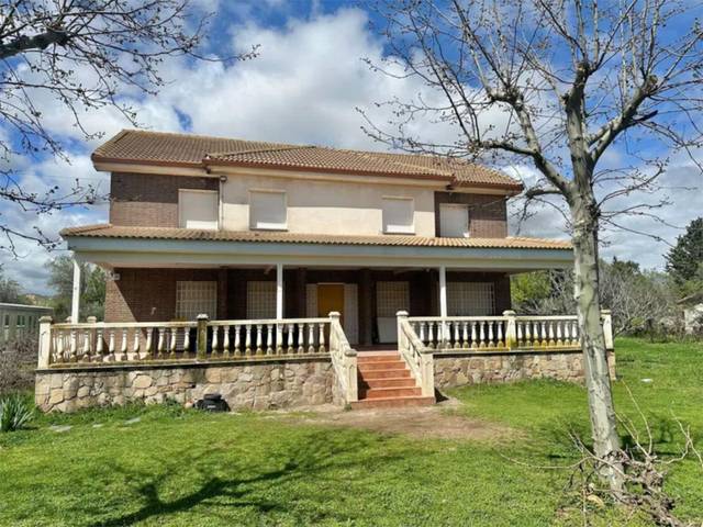 Casa-chalet en Venta en Calle Isabel Allende, 20 en Valdetorres de Jarama