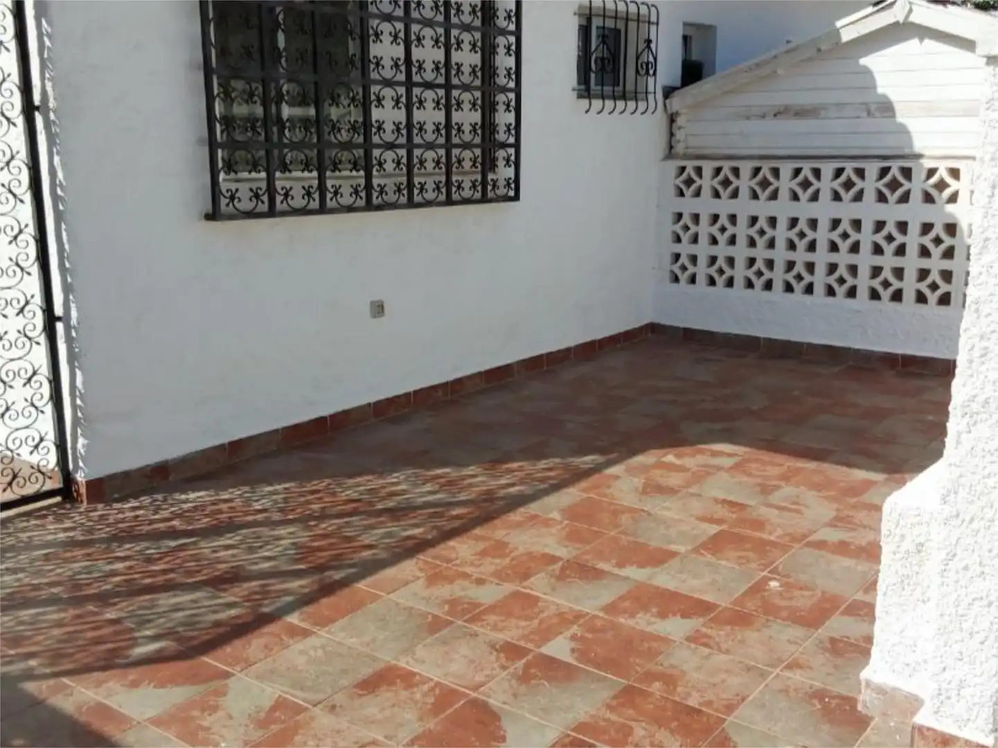 Einfamilien-Reihenhaus zur Miete in Avenida 8 Marzo, 43, San Antonio - Las Arenas Terrasse von Einfamilien-Reihenhaus zur Miete in Puerto de la Cruz