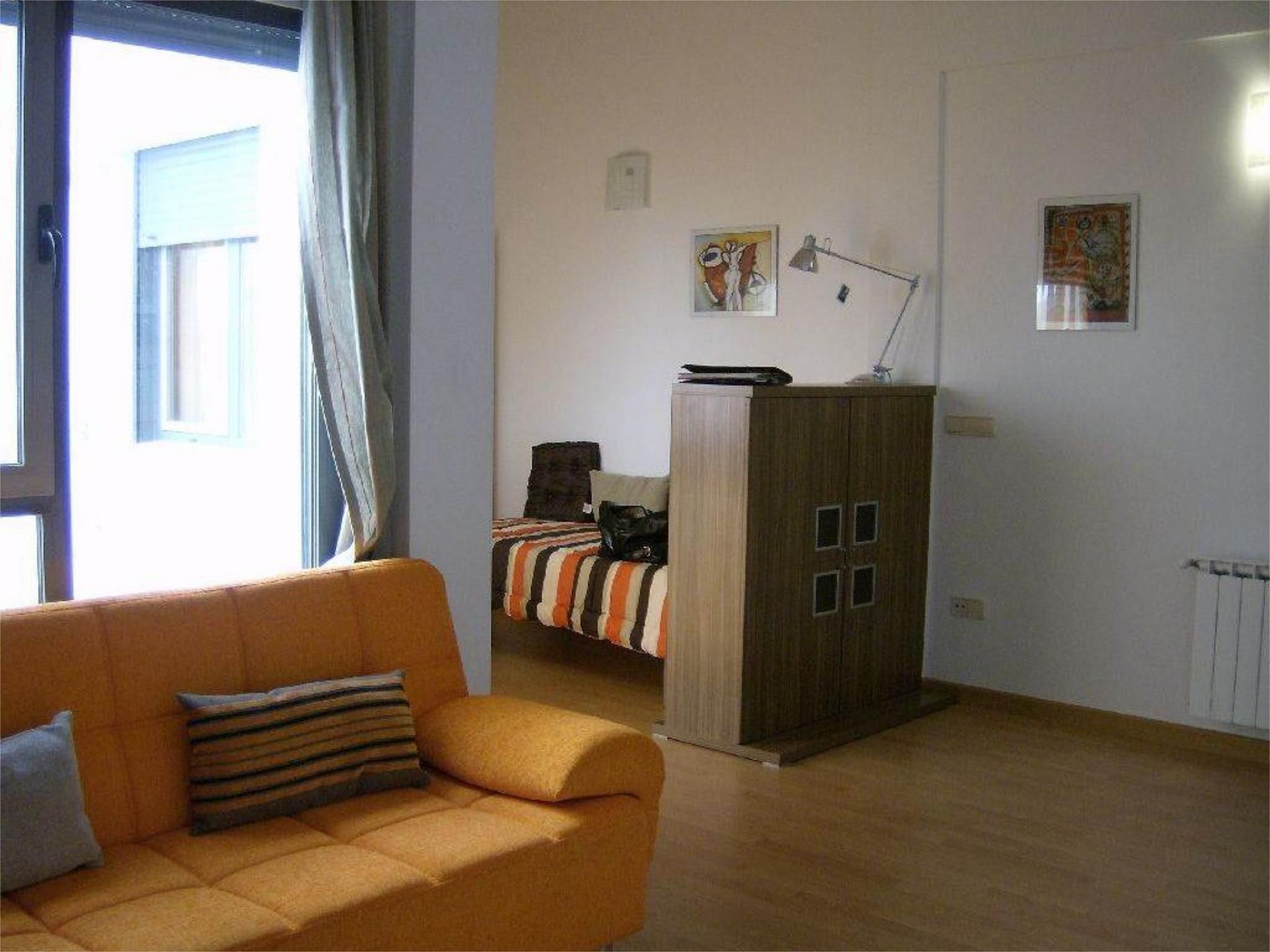 Estudi de lloguer a Calle Antón Martín, 9, Centro