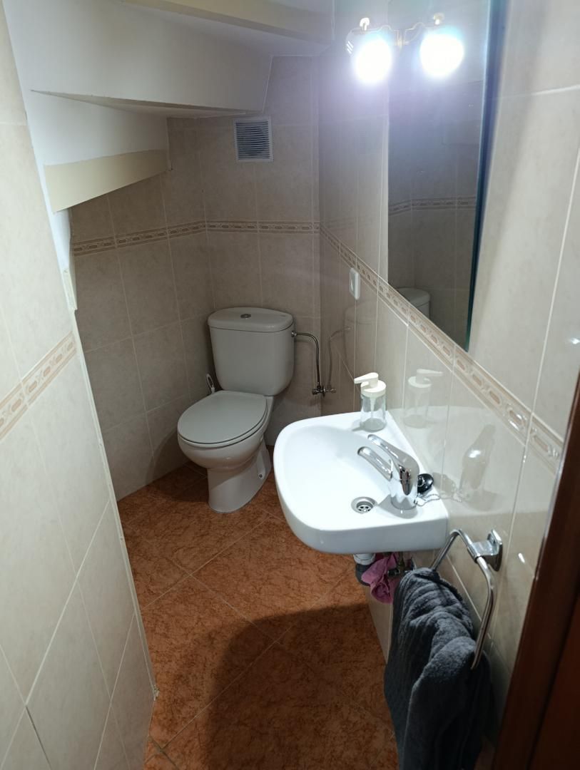 Single-family semi-detached to share in Calle Sanz Català, 21, Navalmoral de la Mata Bathroom of Single-family semi-detached to share in Navalmoral de la Mata with Furnished, Oven and Washing machine